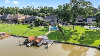 11468 Grand Pine Dr, Montgomery, TX 77356