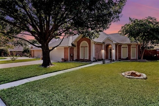 710 Mcmurry, Waxahachie, TX 75165