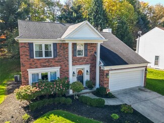 2252 White Marsh Dr, Twinsburg, OH 44087