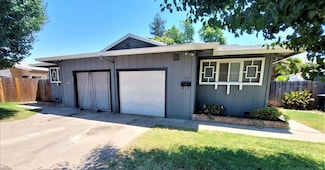 2762 Lerwick Rd, Sacramento, CA 95821