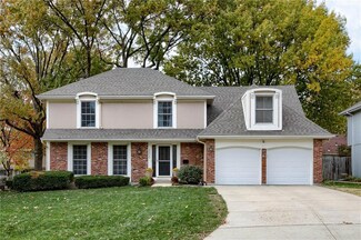 10020 Perry Dr, Overland Park, KS 66212