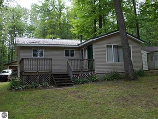 7129 Nicole Dr, South Branch, MI 48761