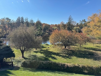 193 Park St Unit 2, New Canaan, CT 06840