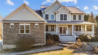 204 Touisset Rd, Warren, RI 02885