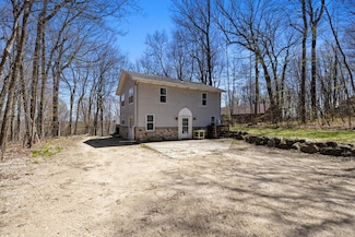 3951 Oak Ave, West Bend, WI 53095