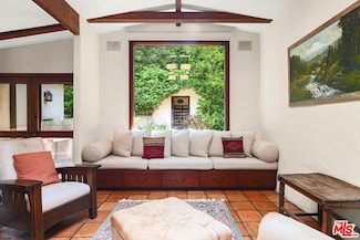 1821 Old Ranch Rd, Los Angeles, CA 90049