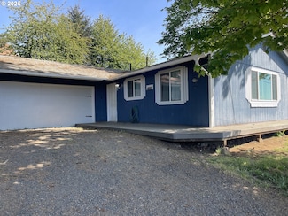 414 NW 5th St, Willamina, OR 97396