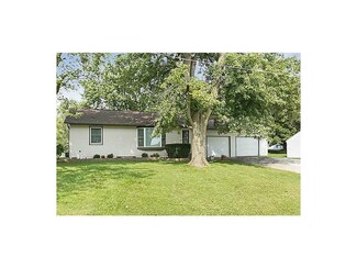 1205 6th Ave, Wellman, IA 52356
