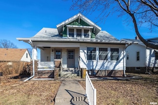 2329 Pershing Ave, Davenport, IA 52803