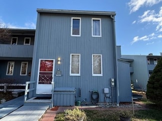 18 Gardner Bay Rd, Sunapee, NH 03782