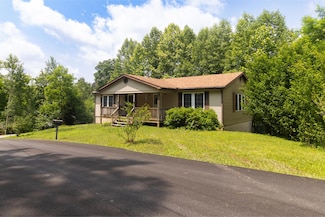 350 Hazel Tree Ln, Morehead, KY 40351