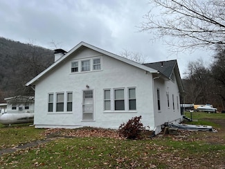 31 Cameron Rd, Driftwood, PA 15832