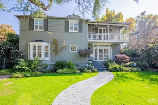 2300 Cedar St, Bakersfield, CA 93301