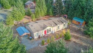 104 Jack Fir Ct E, Packwood, WA 98361