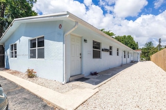 605 SW 14th Terrace Unit 4, Fort Lauderdale, FL 33312