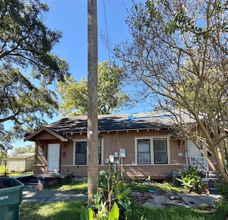 969 Forrest St, Beaumont, TX 77701