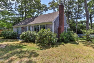 17 Copper Ln, Centerville, MA 02632