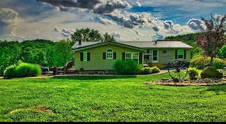 175 Warne Ln, Washington, PA 15301