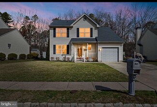 4 Providence Rd, Egg Harbor Township, NJ 08234