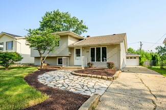 496 Winthrop Ave, Glendale Heights, IL 60139