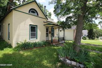 531 N Wall Ave, Joplin, MO 64801