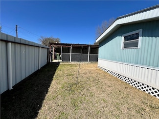 303 S Fair Park St, Riesel, TX 76682