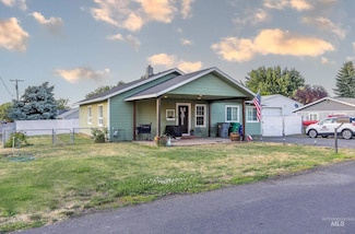1501 Cedar Ave, Lewiston, ID 83501