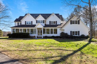 136 Osage Dr, Tunnel Hill, GA 30755