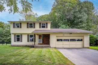 142 Parklands Dr, Rochester, NY 14616