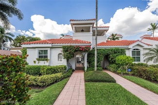 425 2nd Ave S Unit A1, Naples, FL 34102