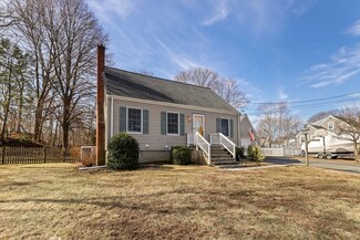 23 Hewitt Rd, North Weymouth, MA 02191