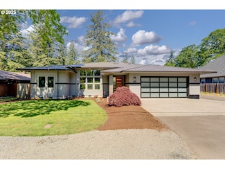 6087 Carman Dr, Lake Oswego, OR 97035