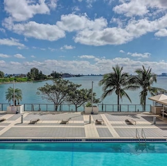600 NE 36th St Unit 1502, Miami, FL 33137