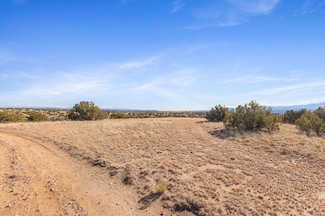 1 Corona Dr, Medanales, NM 87548