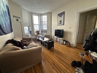 54 Burbank St Unit 5, Boston, MA 02115