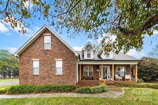 214 Heather Glen Ln, Belmont, NC 28012