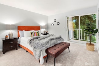 9906 NE 124th St Unit 1106, Kirkland, WA 98034