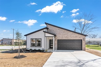 121 Loon Bay Dr, Gun Barrel City, TX 75156