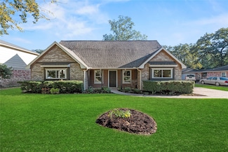 711 Glen Haven Dr, Conroe, TX 77385