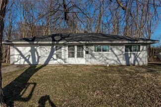 322 Northview Ct, Anderson, IN 46017