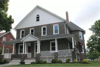 141 S Main St, Richlandtown, PA 18955