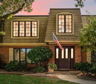 1521 Maple Place, Schererville, IN 46375