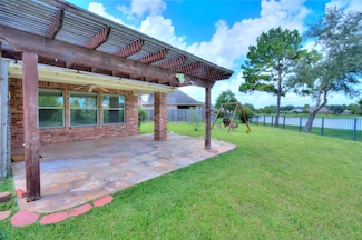 2211 Pearl Bay Ct, Pearland, TX 77584