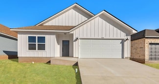 144 Feather Way, Fredericksburg, TX 78624
