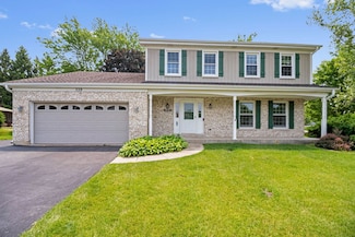 528 Carlson Ct, Batavia, IL 60510