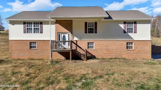 1690 River Bend Rd, Sevierville, TN 37876