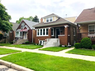 2710 N Parkside Ave, Chicago, IL 60639