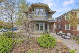 2400 E Oklahoma Ave Unit 2402, Milwaukee, WI 53207