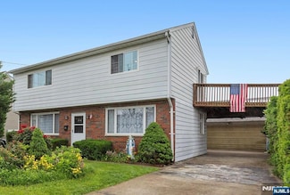 214 Alberta Dr, Saddle Brook, NJ 07663
