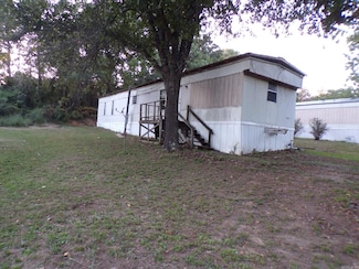 606 Alamo Dr, Mountain View, AR 72560